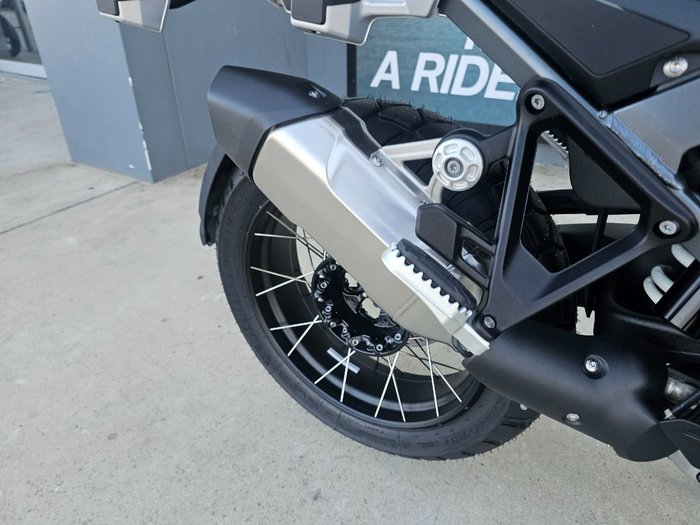 2025 BMW Motorrad R 1300 GS ADVENTURE TRIPLE BLK Black