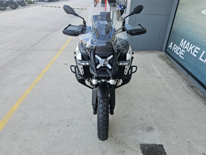 2025 BMW Motorrad R 1300 GS ADVENTURE TRIPLE BLK Black
