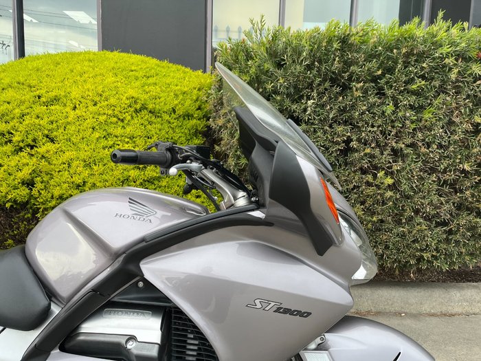 2003 Honda ST1300A