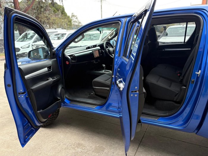 2015 Toyota Hilux SR5