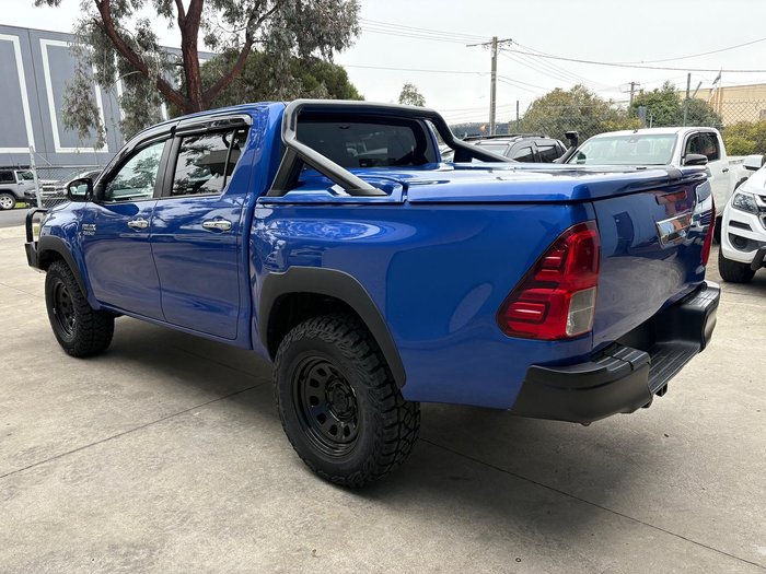 2015 Toyota Hilux SR5