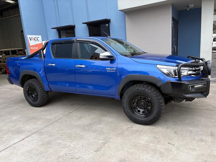 2015 Toyota Hilux SR5