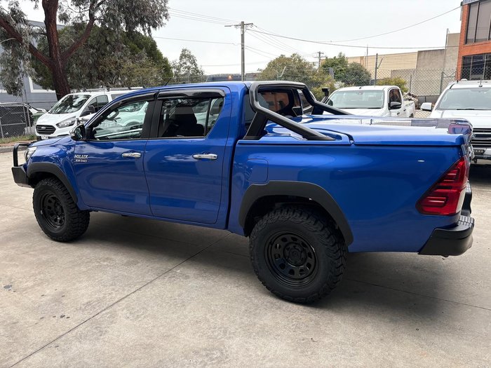 2015 Toyota Hilux SR5