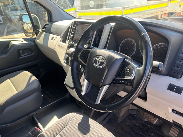 2020 Toyota HIACE