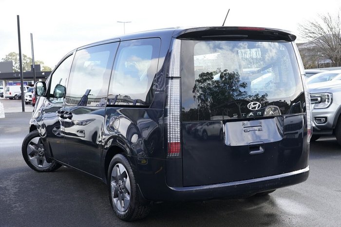 2022 Hyundai STARIA