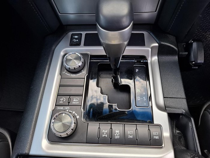 2019 Toyota Landcruiser VX