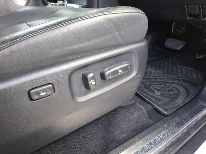 2019 Toyota Landcruiser VX