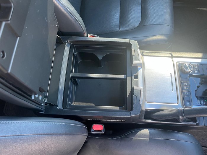 2019 Toyota Landcruiser VX