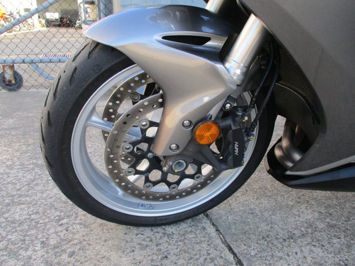 2010 Honda VFR1200F SILVER