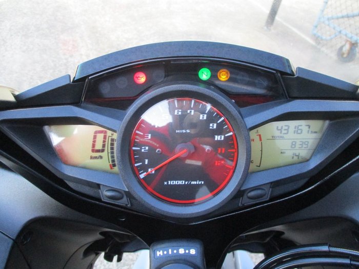 2010 Honda VFR1200F SILVER