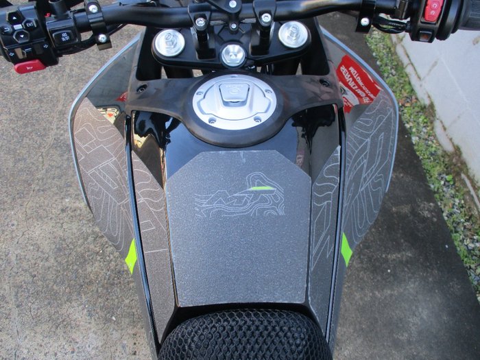 2024 CFMOTO 450 MT GREY