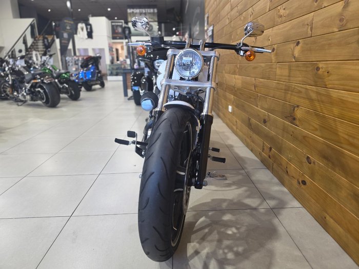 2016 HARLEY-DAVIDSON FXSB SOFTAIL BREAKOUT