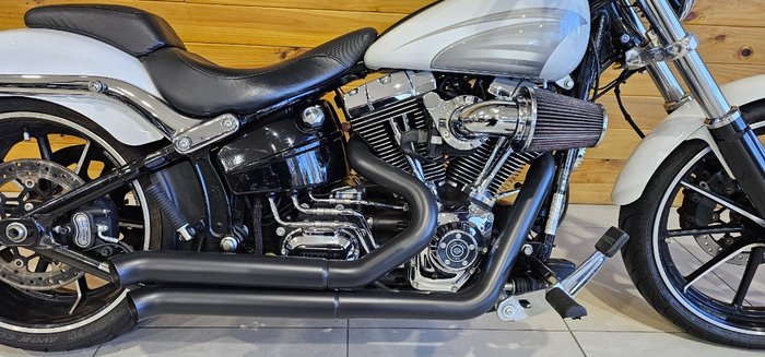 2016 Harley-davidson FXSB SOFTAIL BREAKOUT White