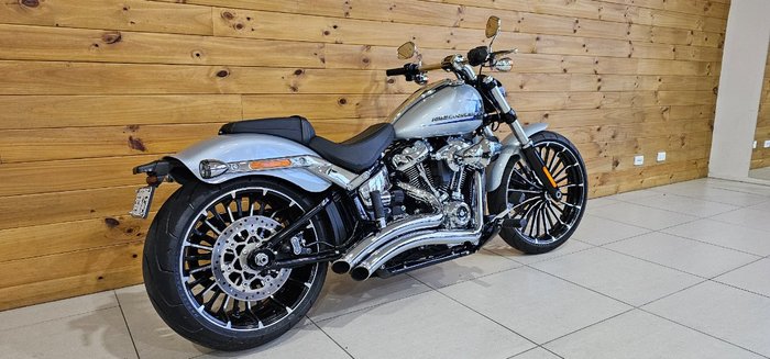 2023 Harley-davidson FXBR BREAKOUT (117) ATLAS SLV MTLIC