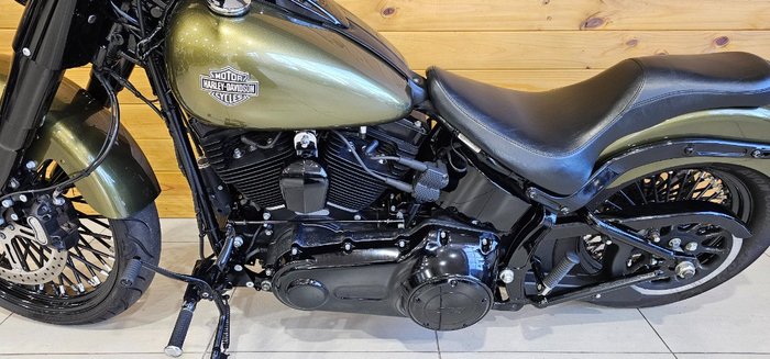 2017 Harley-davidson FLS SOFTAIL SLIM OLIVE GOLD