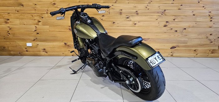 2017 Harley-davidson FLS SOFTAIL SLIM OLIVE GOLD