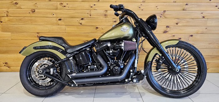 2017 Harley-davidson FLS SOFTAIL SLIM OLIVE GOLD