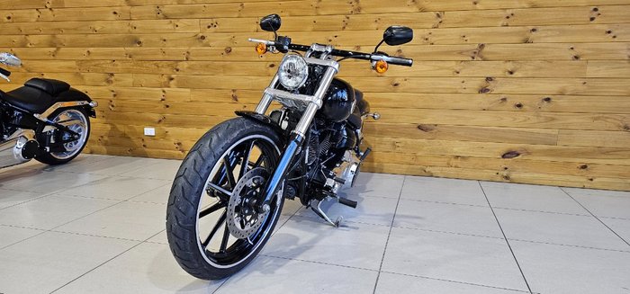 2016 Harley-davidson FXSB SOFTAIL BREAKOUT Black