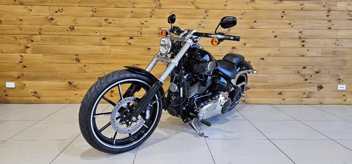 2016 Harley-davidson FXSB SOFTAIL BREAKOUT Black