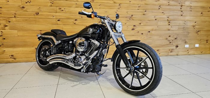 2016 Harley-davidson FXSB SOFTAIL BREAKOUT Black