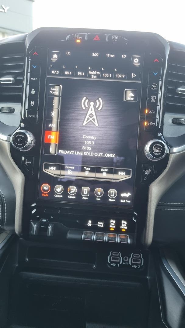 2021 RAM 1500 Laramie RamBox