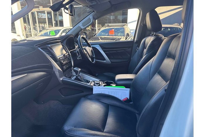 2018 Mitsubishi Pajero Sport GLS