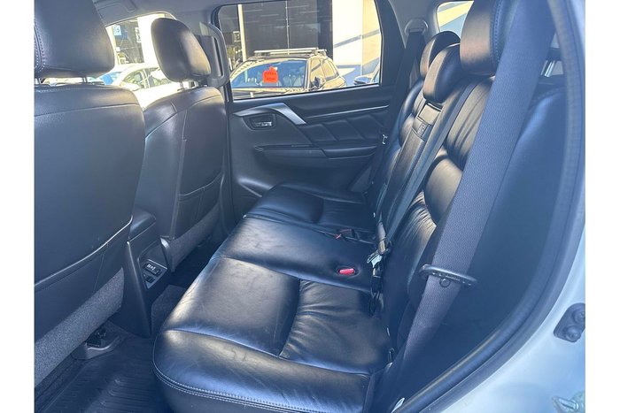 2018 Mitsubishi Pajero Sport GLS
