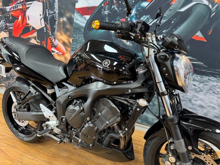 2009 Yamaha FZ6N GREY