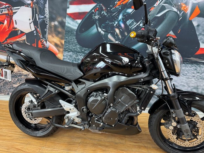 2009 Yamaha FZ6N GREY