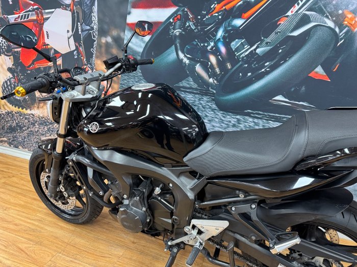 2009 Yamaha FZ6N GREY