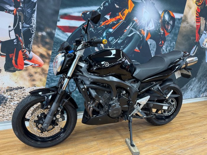 2009 Yamaha FZ6N GREY