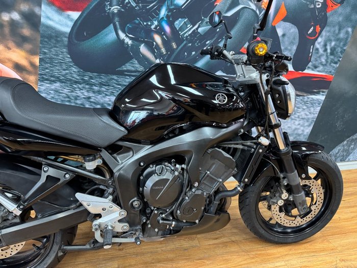 2009 Yamaha FZ6N GREY