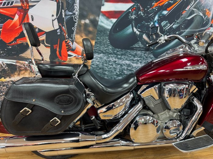 2006 Honda VTX1300 (VTX1300S) MAROON