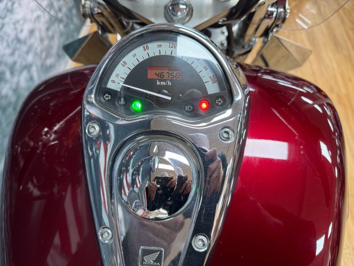 2006 Honda VTX1300 (VTX1300S) MAROON