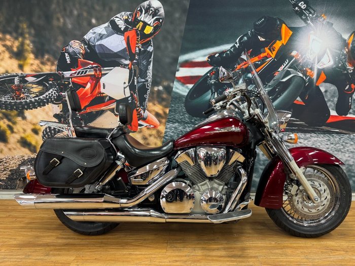 2006 Honda VTX1300 (VTX1300S) MAROON