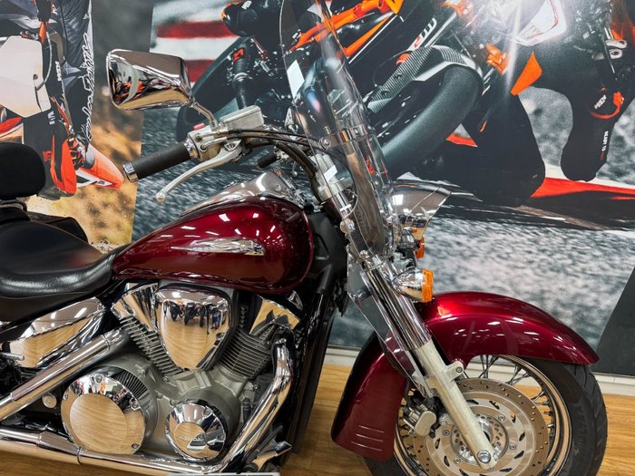 2006 Honda VTX1300 (VTX1300S) MAROON