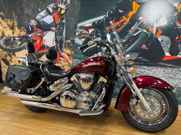 2006 Honda VTX1300 (VTX1300S) MAROON