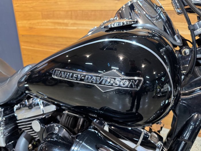 2011 Harley-davidson FXDC DYNA SUPER GLIDE CUSTOM BLACK