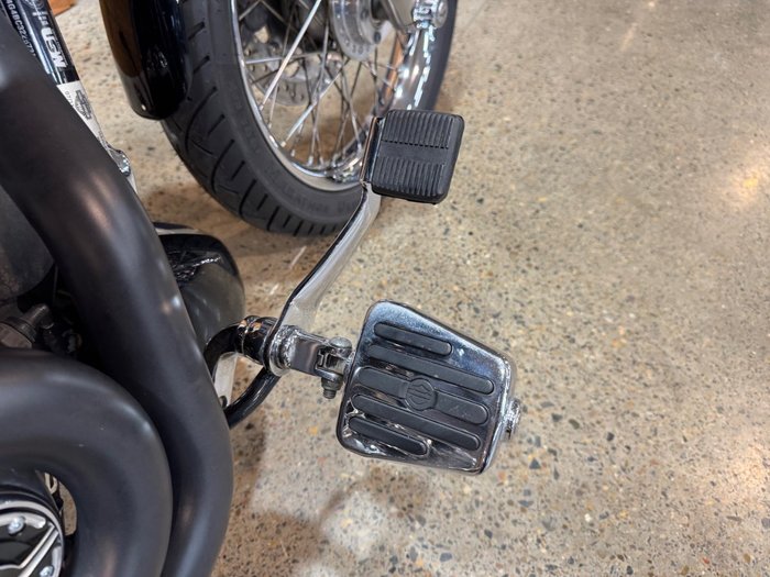 2011 Harley-davidson FXDC DYNA SUPER GLIDE CUSTOM BLACK