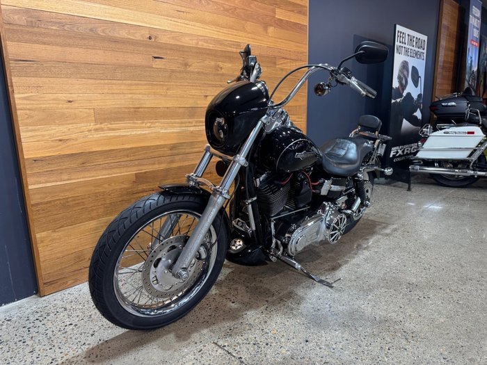 2011 Harley-davidson FXDC DYNA SUPER GLIDE CUSTOM BLACK