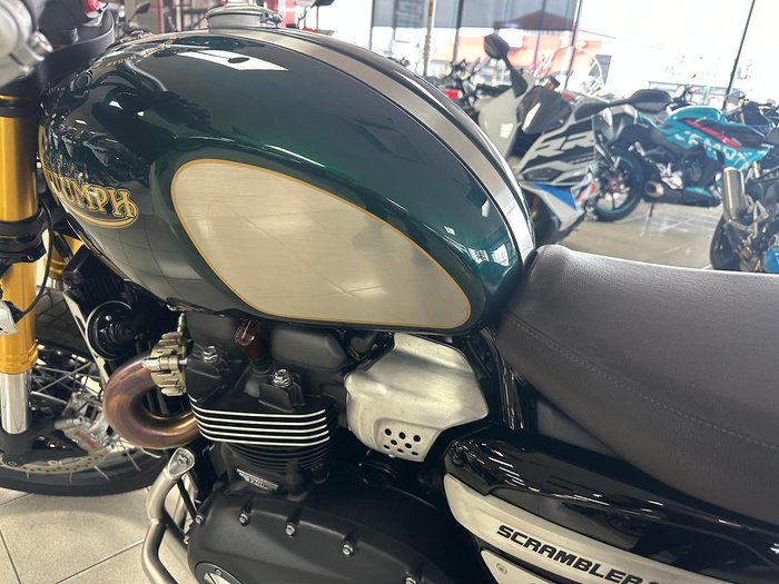 2021 Triumph Scrambler 1200 Steve McQueen Edition Scrambler Green