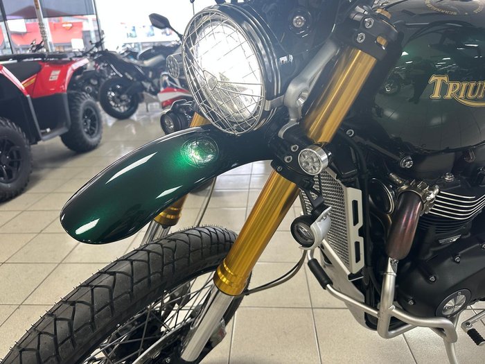 2021 Triumph Scrambler 1200 Steve McQueen Edition Scrambler Green