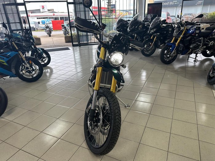 2021 Triumph Scrambler 1200 Steve McQueen Edition Scrambler Green