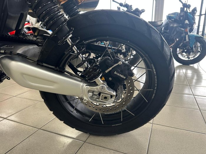 2021 Triumph Scrambler 1200 Steve McQueen Edition Scrambler Green