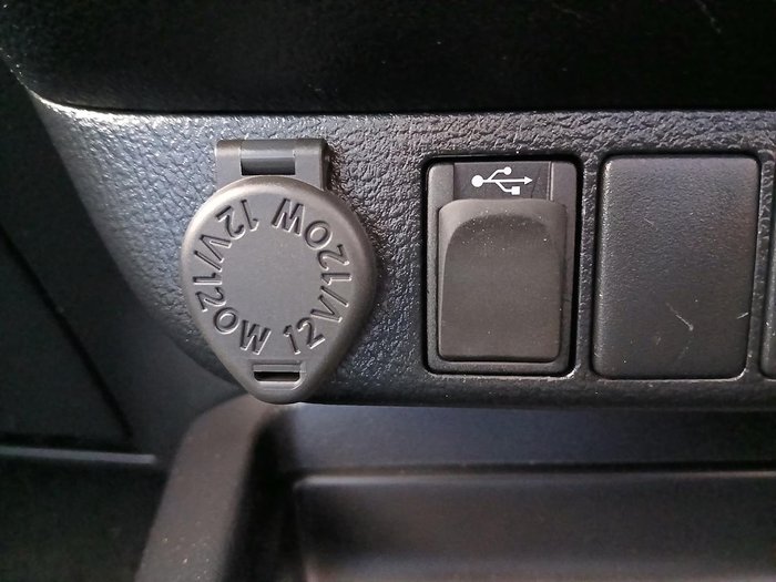2018 Toyota Hilux SR5