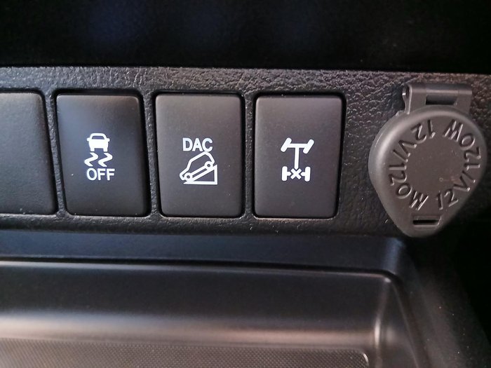 2018 Toyota Hilux SR5