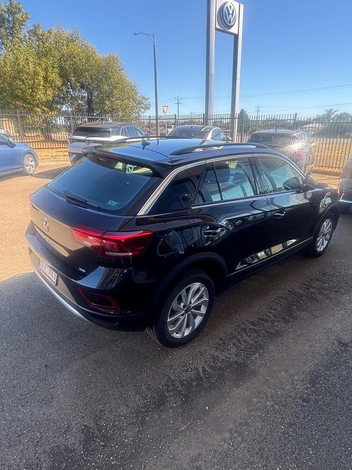 2024 Volkswagen T-Roc CityLife D11 MY24 Deep Black Pearl