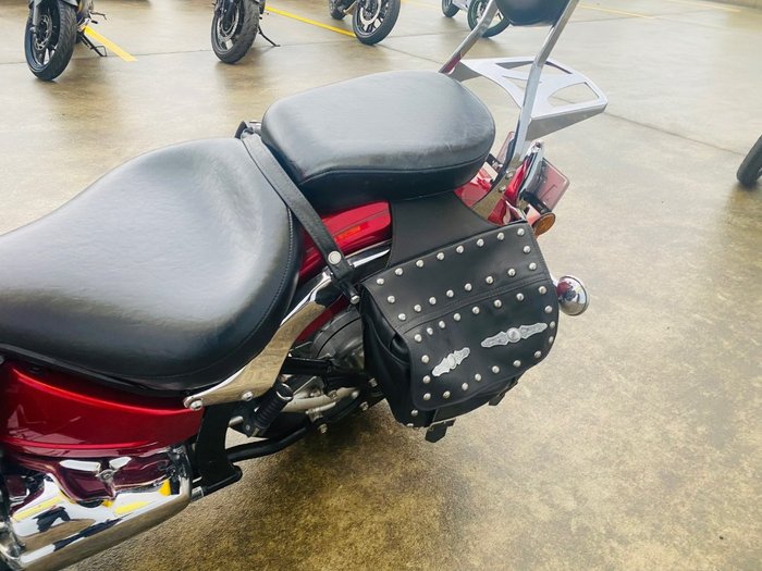 2009 Yamaha XVS650 V-STAR CUSTOM Red