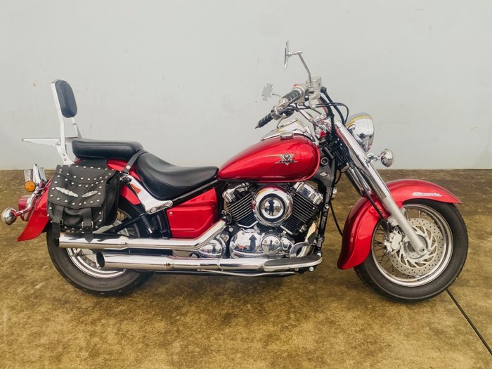 2009 Yamaha XVS650 V-STAR CUSTOM Red