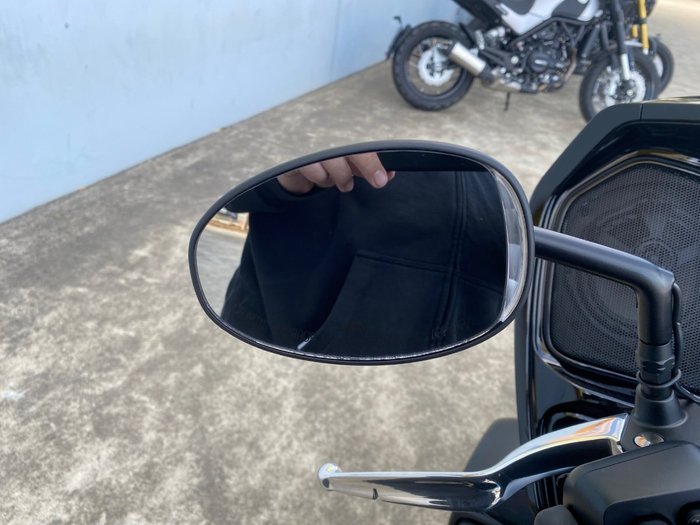 2025 Indian PURSUIT DARK HORSE Black